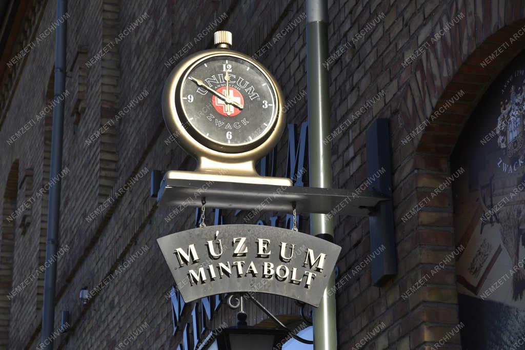 Épületfotó - Budapest - Zwack Unikum Nyrt. múzeum