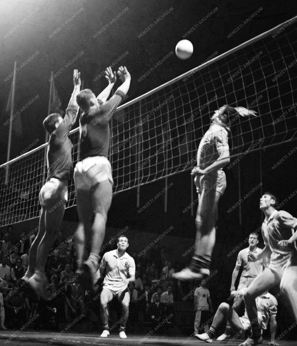 Sport - Az 1965-ös Universiade Budapesten
