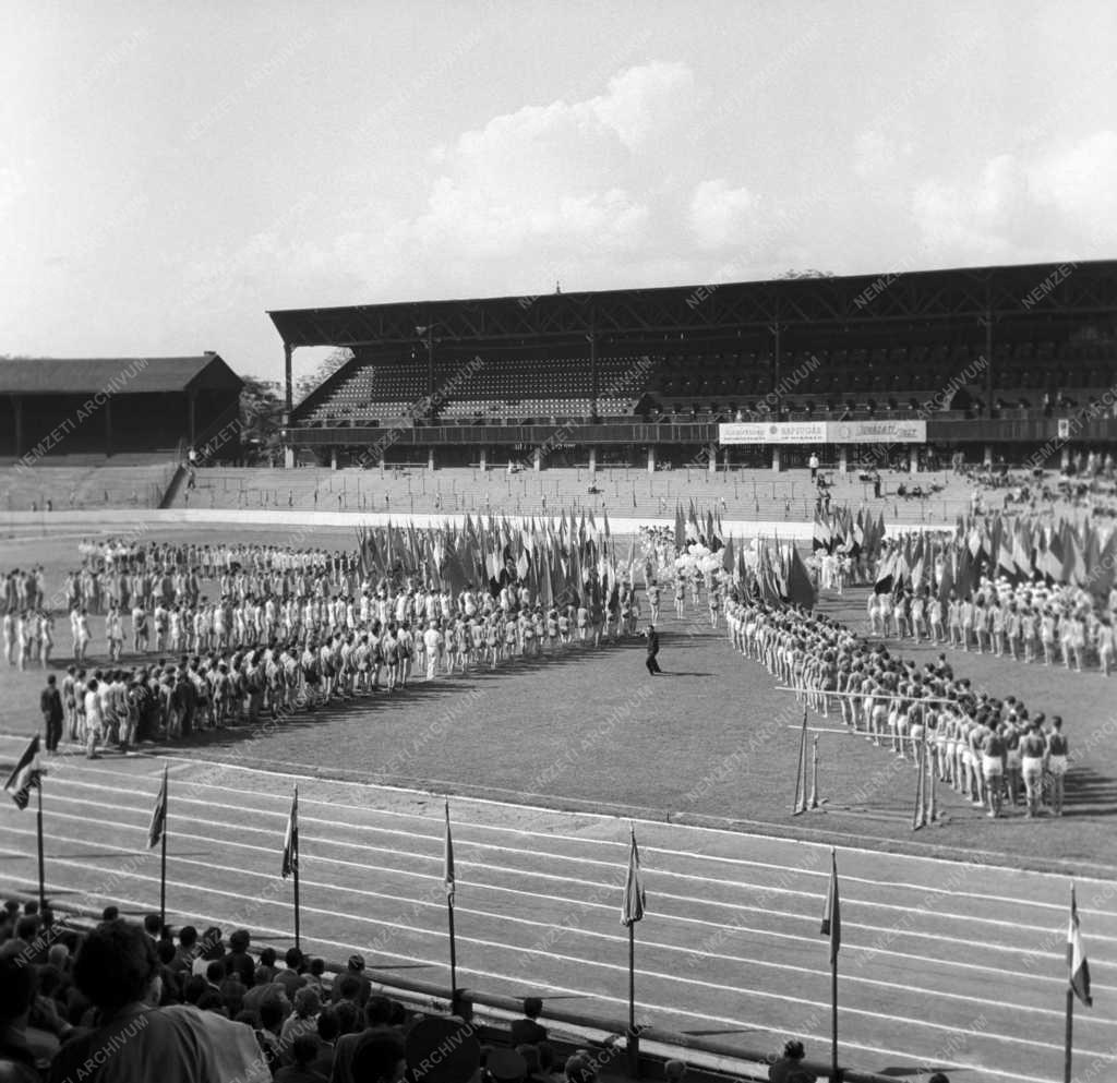 Sport - Kinizsi sportkörök országos sportünnepélye