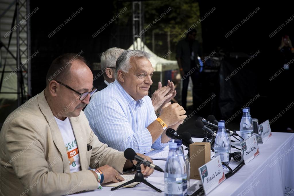 Tusványos - 33. Bálványosi Nyári Szabadegyetem és Diáktábor - Orbán Viktor előadása