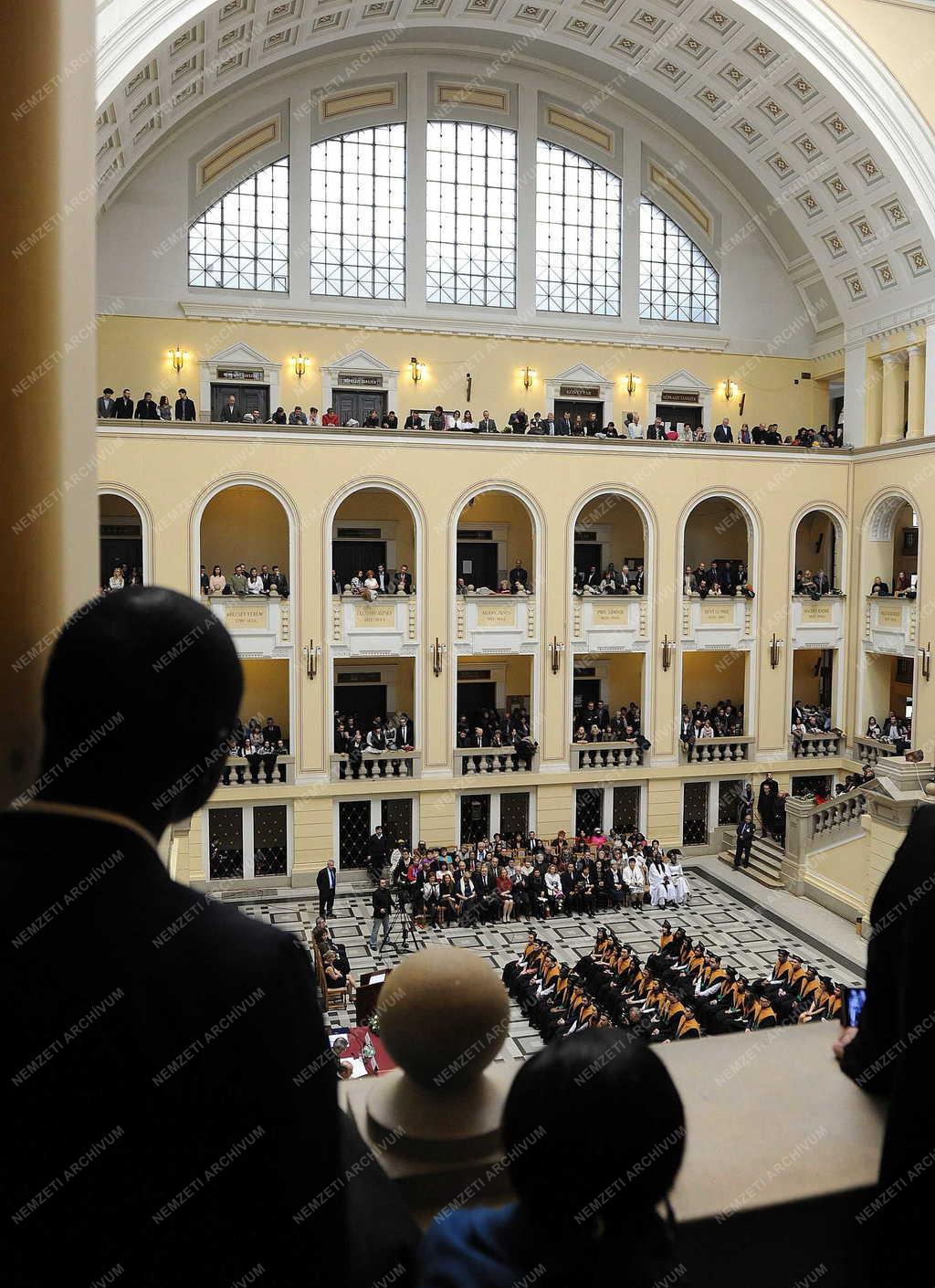 Felsőoktatás - Debrecen - Diplomaosztó ünnepség