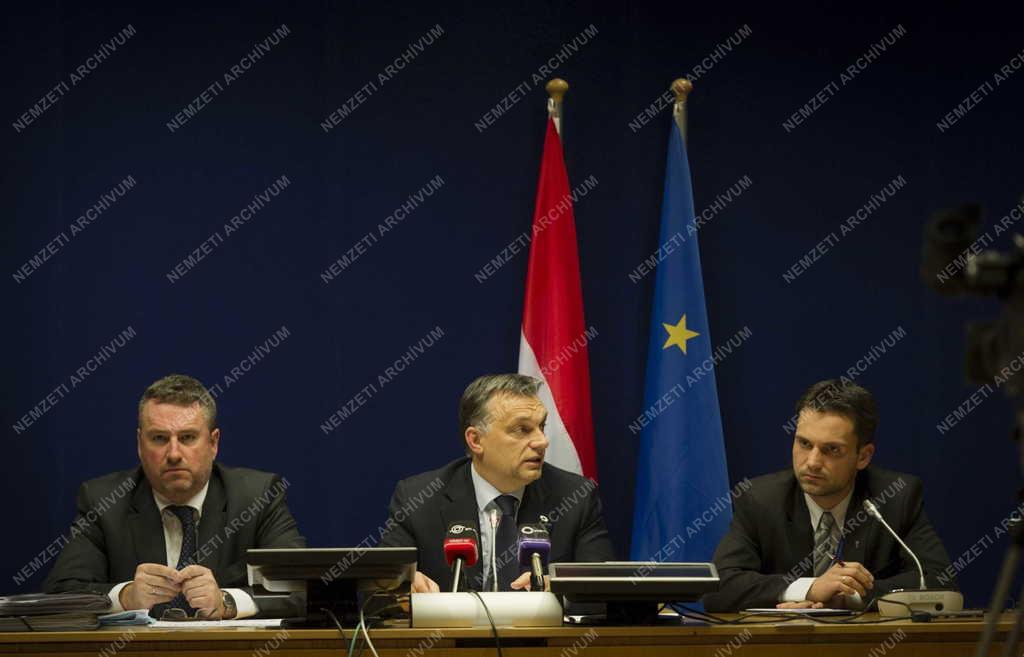 EU-csúcs Brüsszelben - Orbán Viktor sajtótájékoztatója