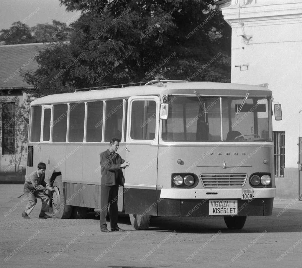 Ipar - Új járműtípus az Ikarus Karosszéria- és Járműgyár székesfehérvári gyáregységéből