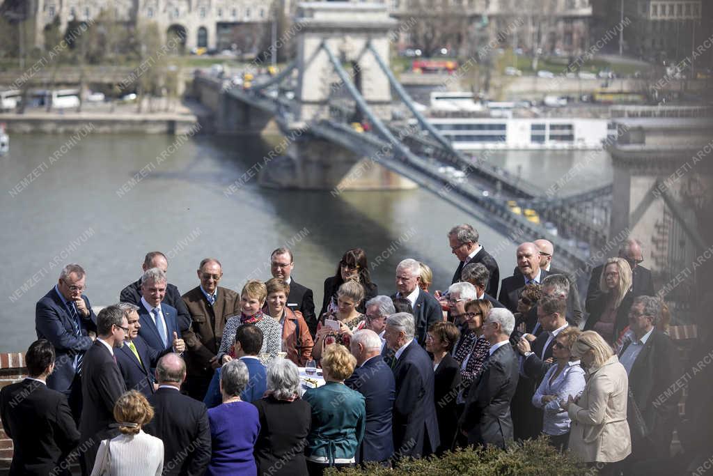 Orbán Viktor fogadta a baden-württembergi tartományi parlament CDU-frakciójának tagjait és családtagjaikat