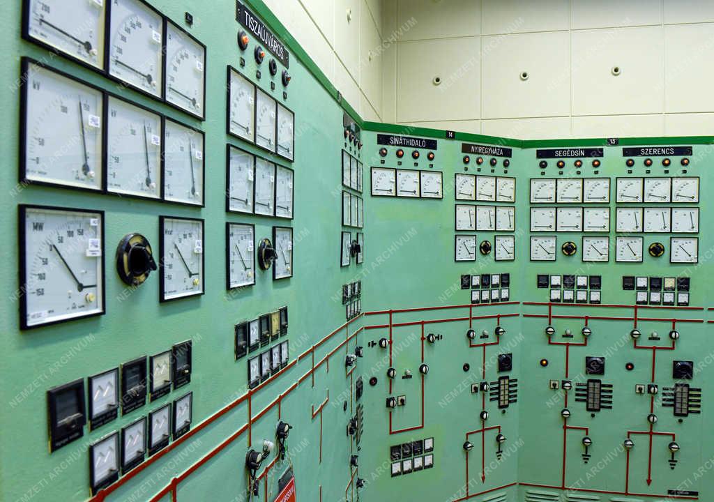 Energia - Tiszalök - Áramszolgáltatás 