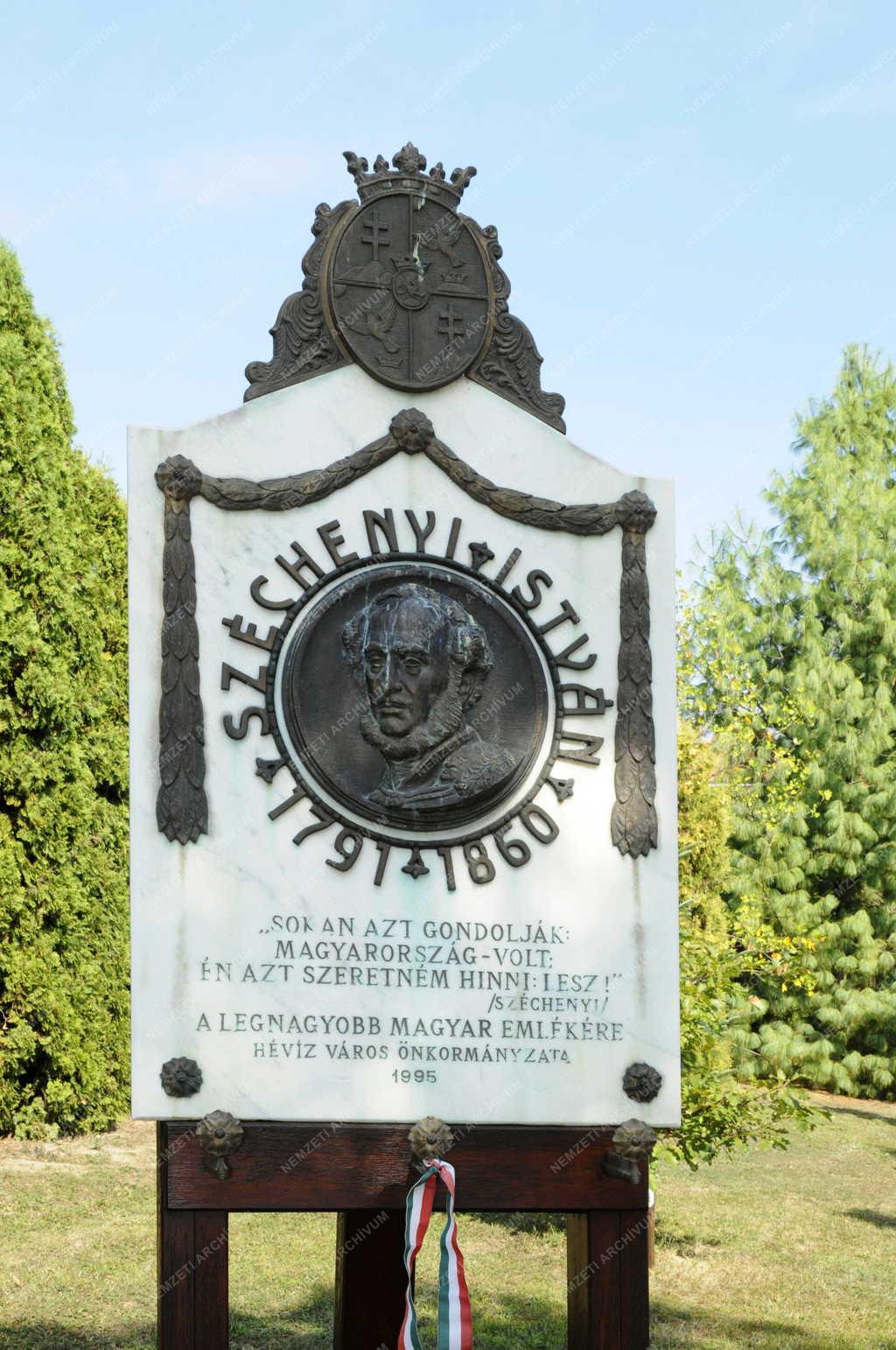 Szobrászat - Hévíz - Széchenyi István emláktábla