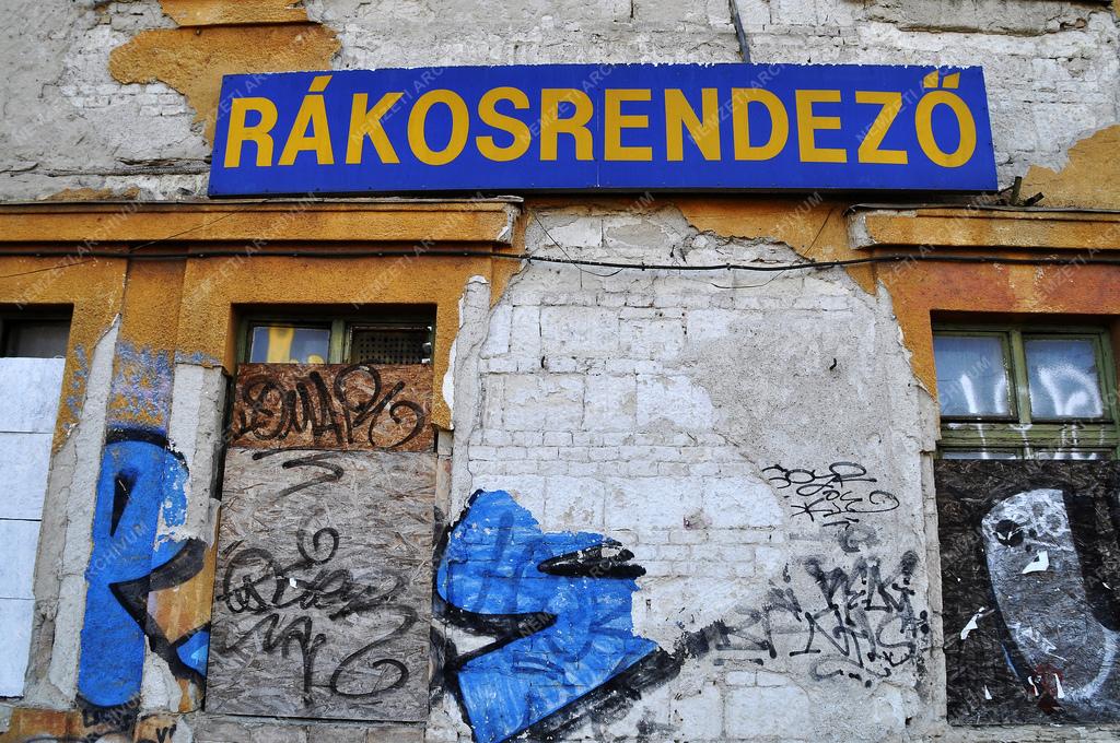 Rákosrendező vasútállomás