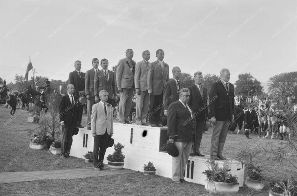 Sport - A VII. Fogathajtó Világbajnokság - Eredményhirdetés