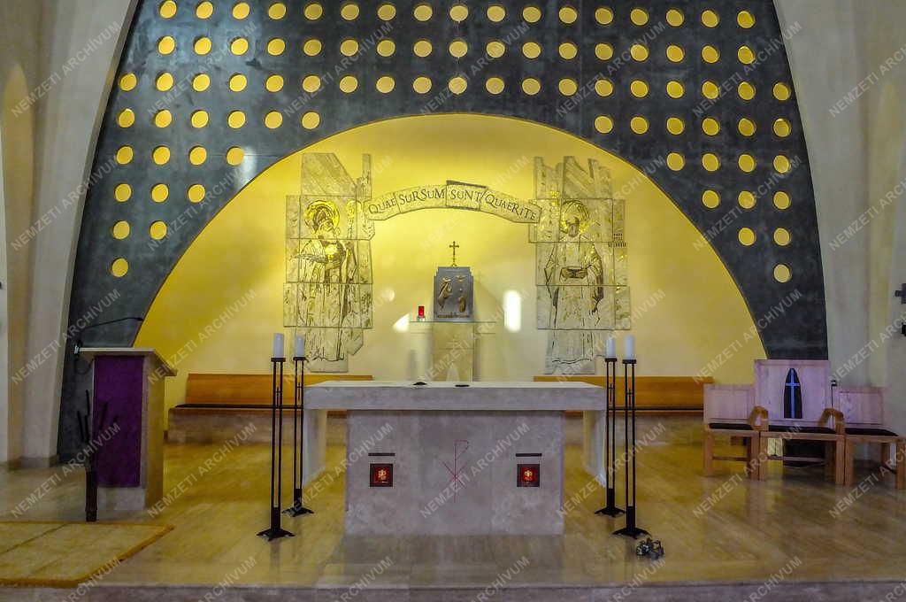 Egyházi épület - Budapest - Boldog Meszlényi Zoltán templom