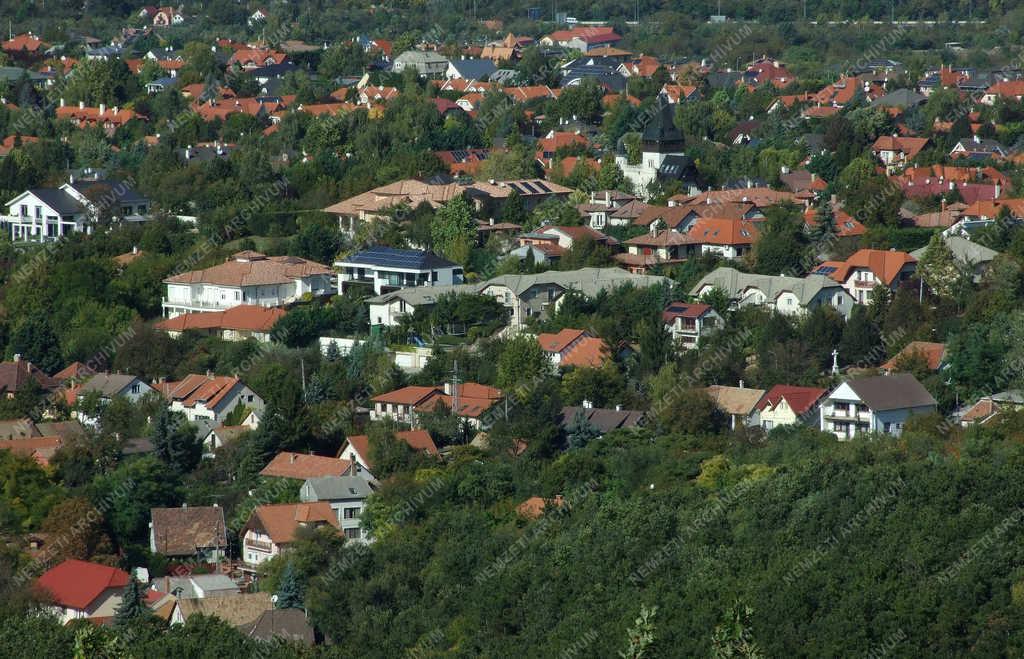 Városkép - Törökbálint - Kertes házas lakóövezet