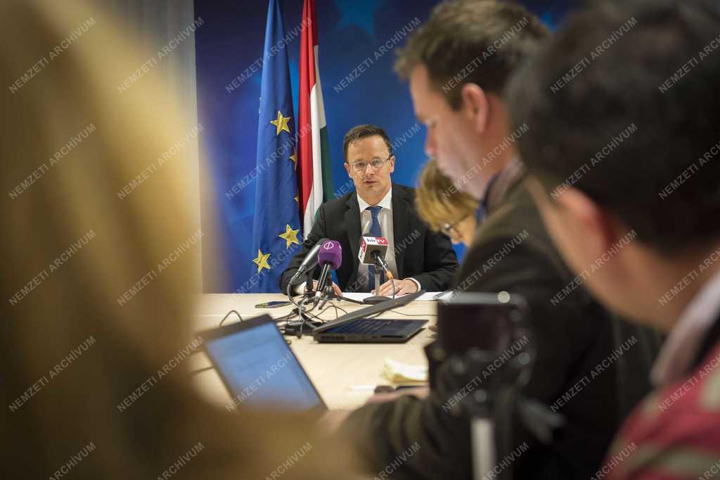 Szijjártó Péter Brüsszelben