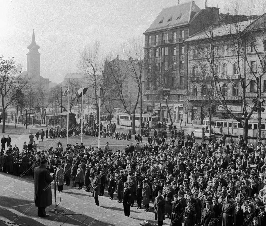 Ünnep - Koszorúzási ünnepség