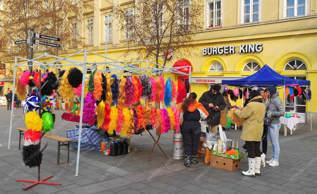 Városkép - Budapest - Utcai árus
