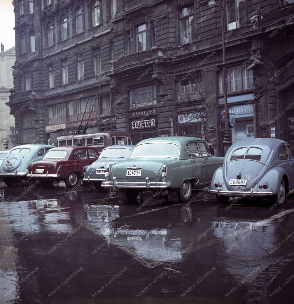 Városkép - Időjárás - Esős Budapest