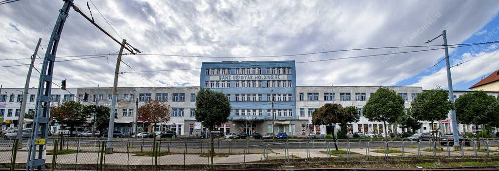 Városkép - Budapest - A Ganz Gépgyár Holding cégcsoport irodaháza