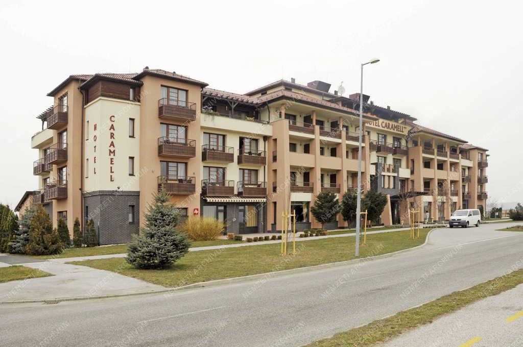Épület - Bük - Hotel Caramell