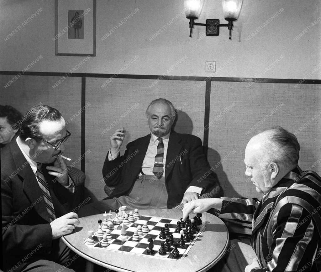 Magyar Néphadsereg Színházában