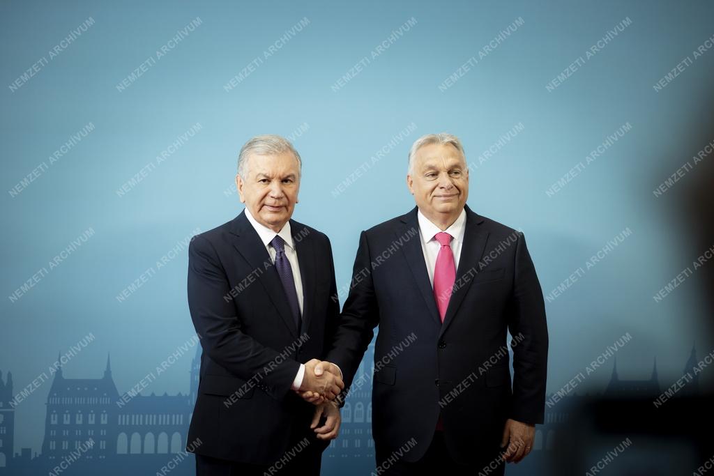 A Türk Államok Szervezetének informális csúcstalálkozója Budapesten