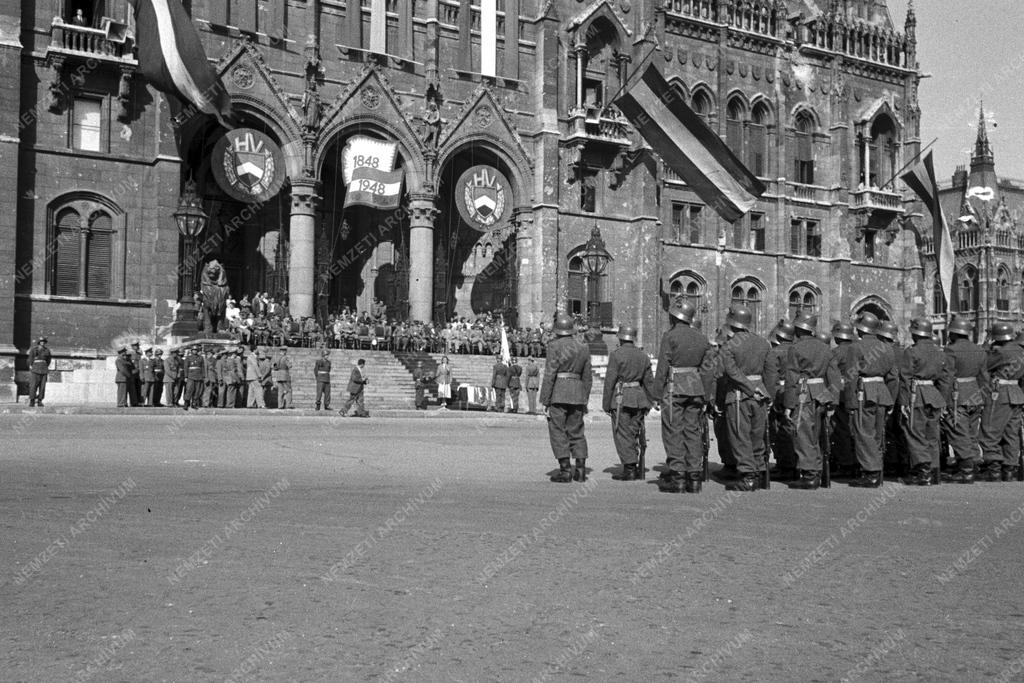 Belpolitika - Honvédhét Budapesten