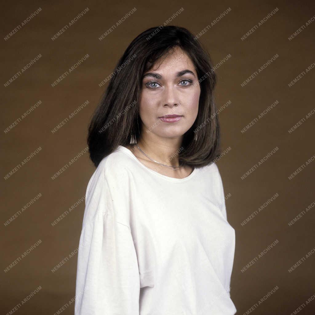 Kultúra - Pápai Erika színész