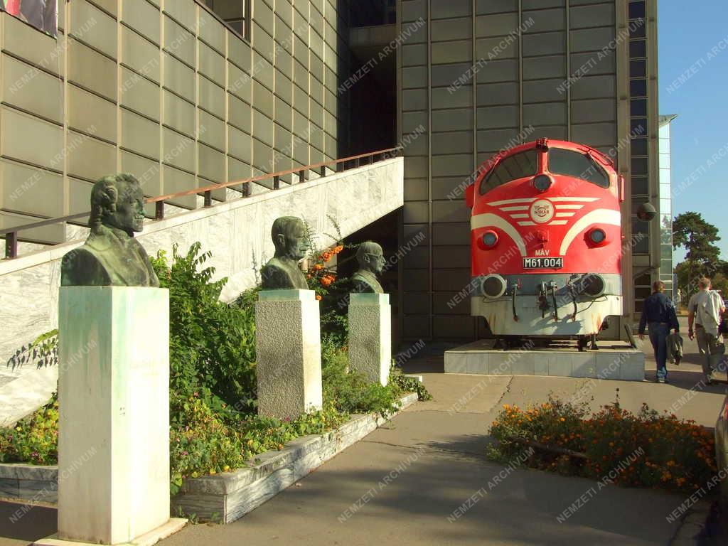 Táj, város - Budapest - Közlekedési Múzeum