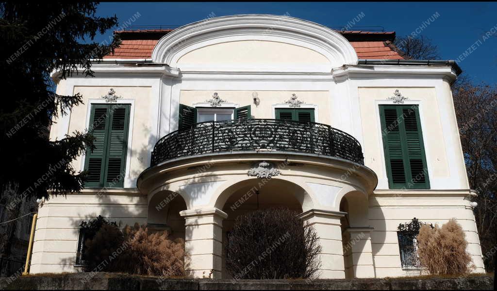 Budapest - Városkép - Ménesi úti villaépület