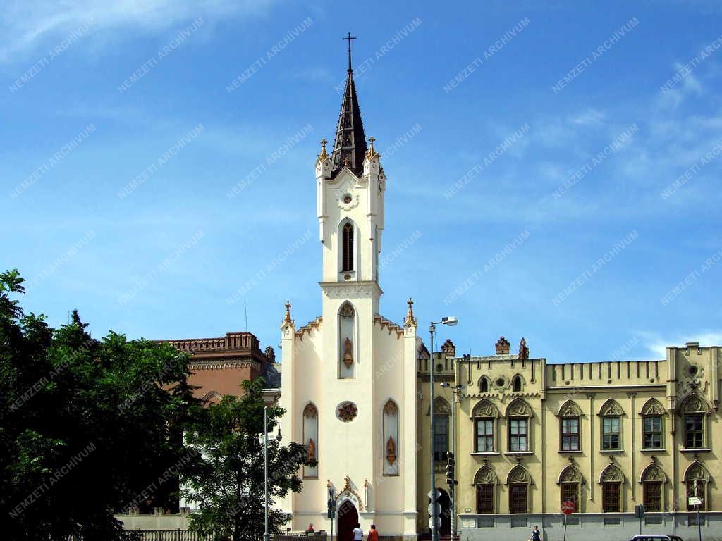 Városkép - Veszprém - Az angolkisasszonyok egykori temploma