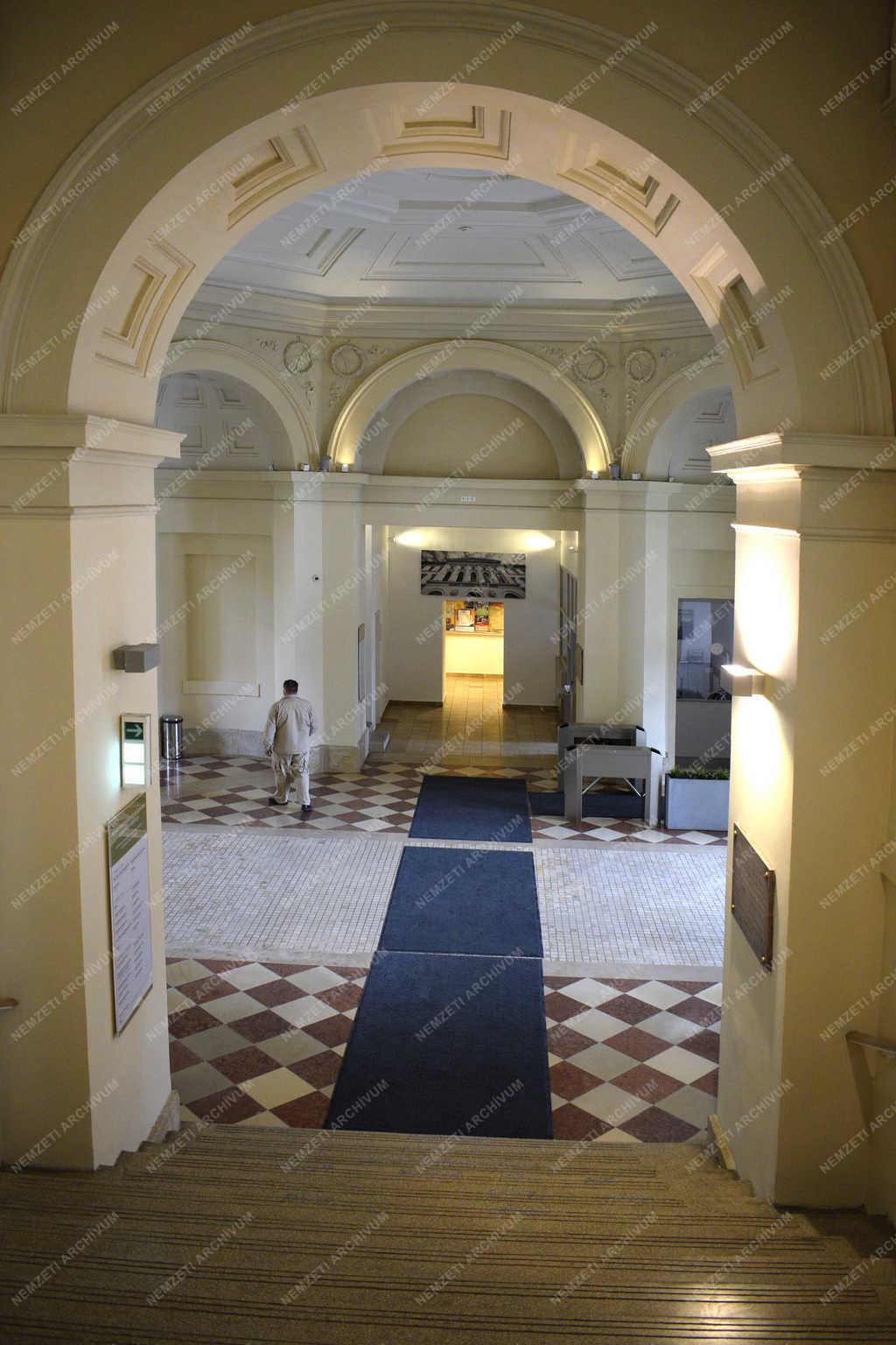Oktatás - Budapest - Nemzeti Közszolgálati Egyetem Ludovika Campus