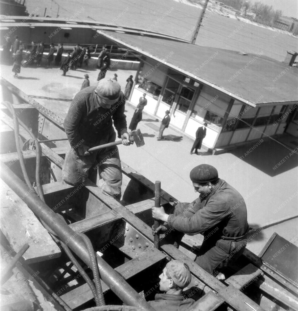 Építőipar - Újjáépül a Margit híd