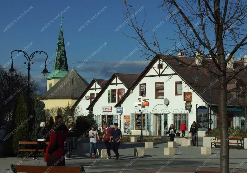 Városkép - Gödöllő - A Gábor Áron utca