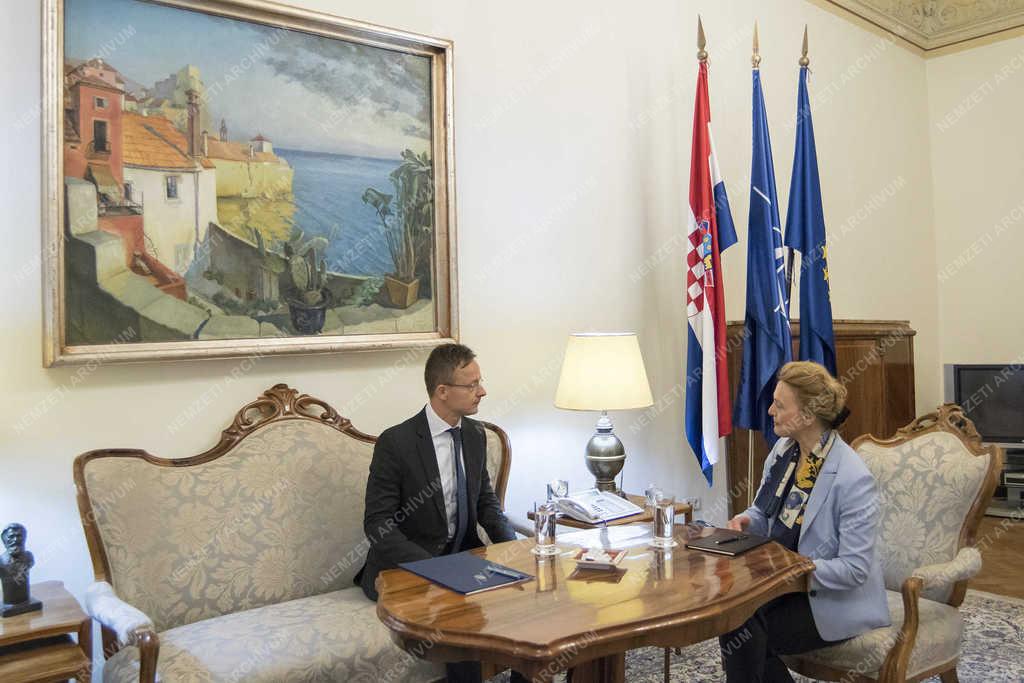 Szijjártó Péter Zágrábban