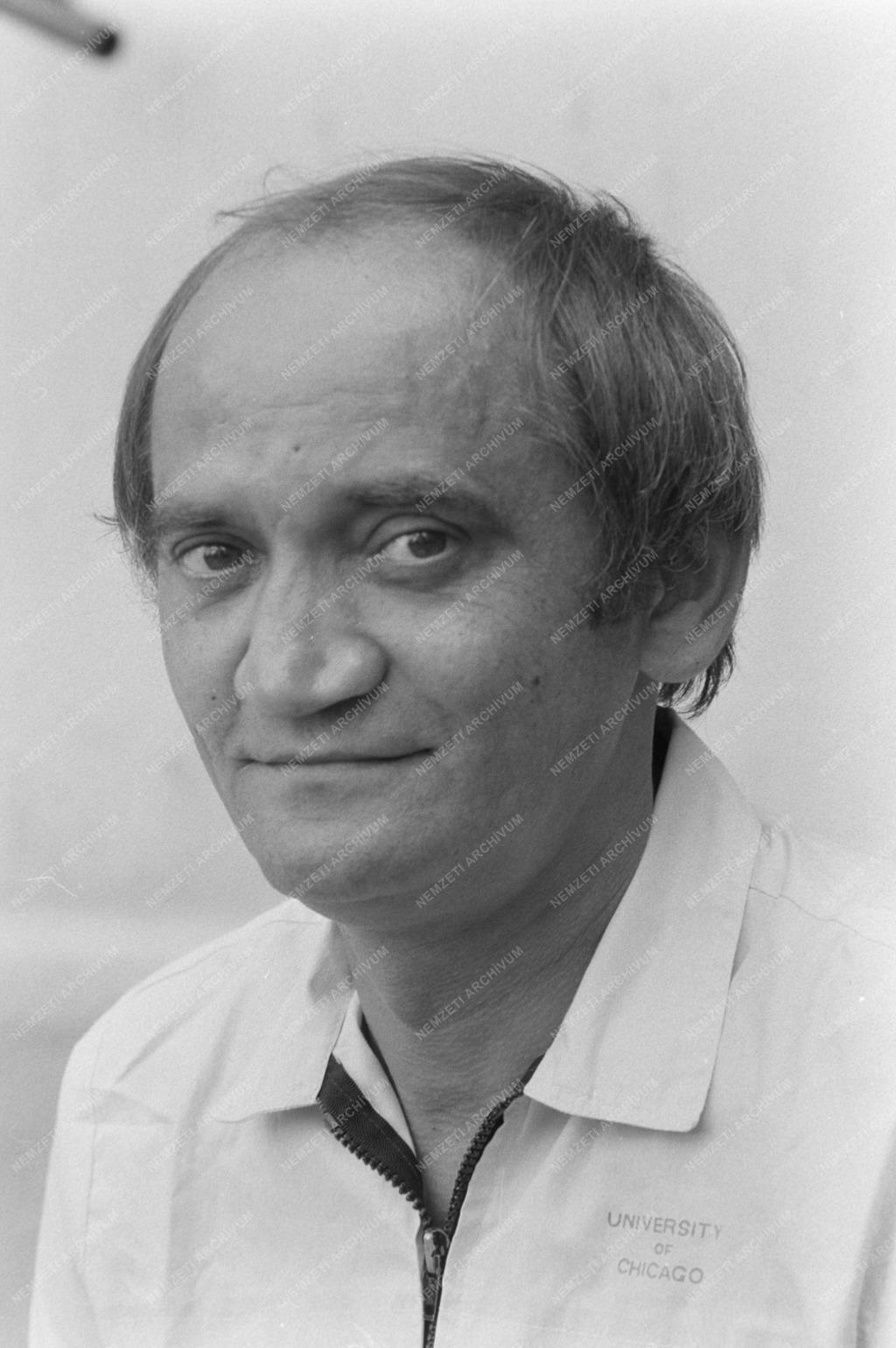 Kultúra - Hunyadkürti István színművész