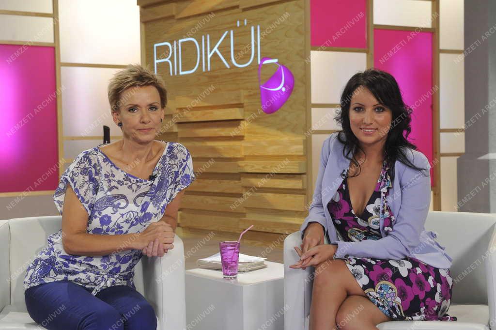 Televízió - Ridikül című női beszélgetős műsor