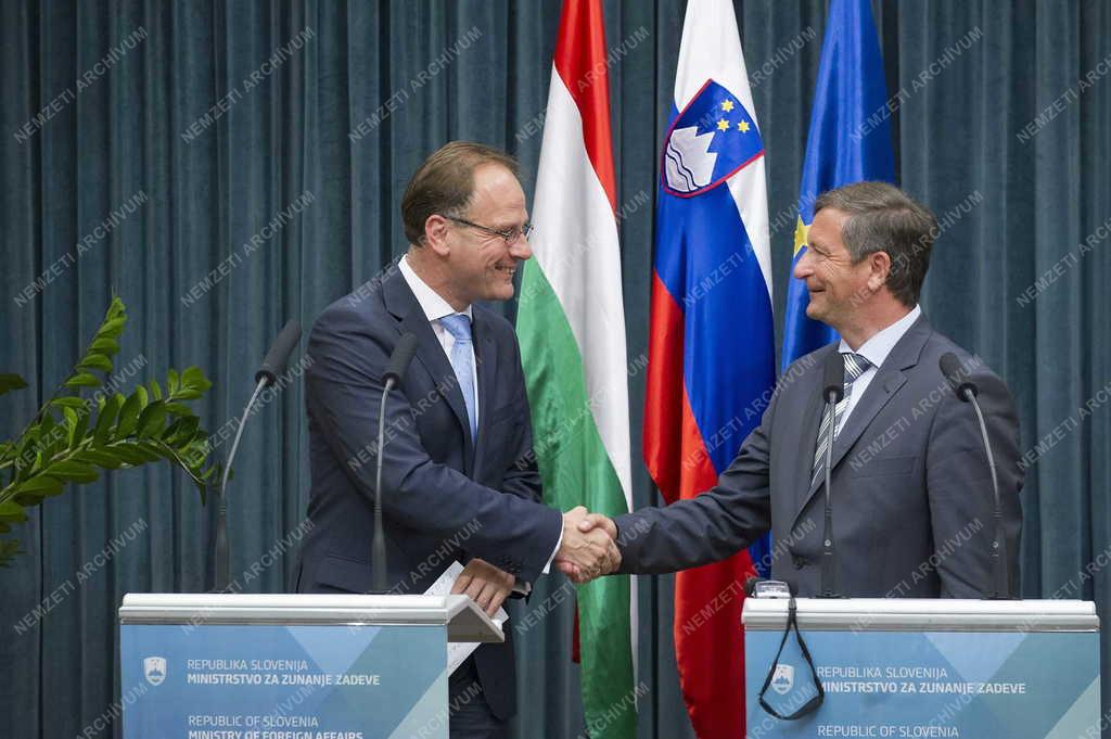 Navracsics Tibor külgazdasági és külügyminiszter Ljubljanában