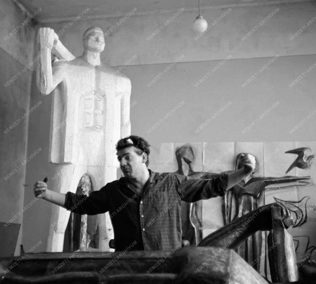 Kultúra - Kalló Viktor szobrászművész