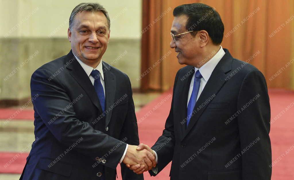 Orbán Viktor Pekingben