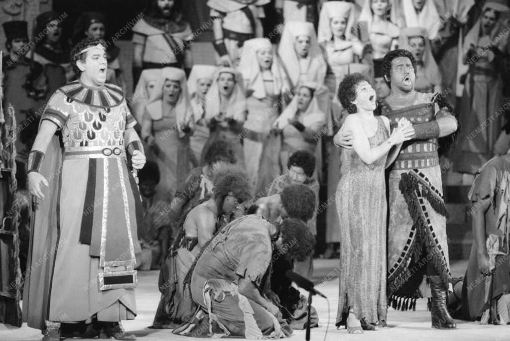 Kultúra - Opera - Aida - Plácido Domingo vendégszereplése 