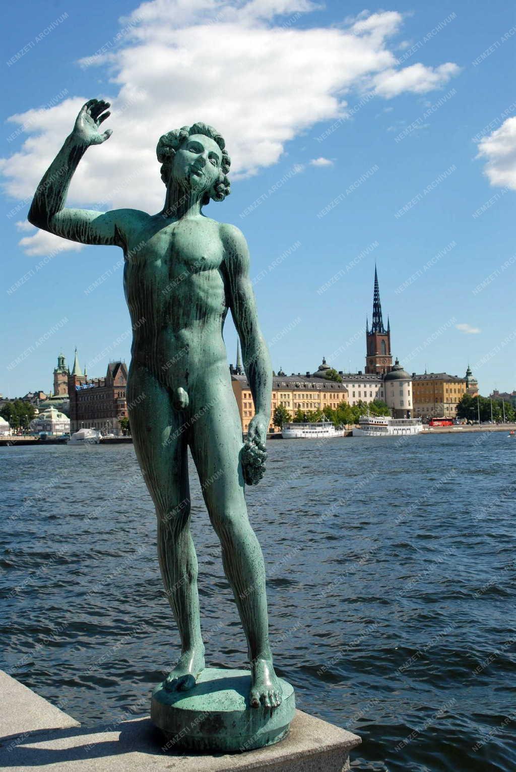 Svédország - Stockholm - Riddarholmen látképe a városháza elől