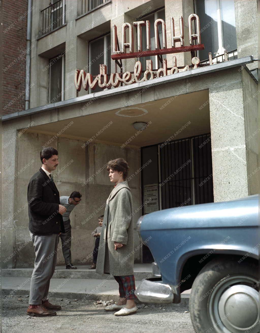 Szabadidő - Latinka Sándor Művelődési Központ