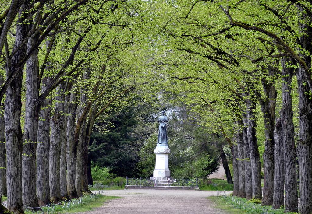 Kultúra - Gödöllő - Erzsébet királyné szobra