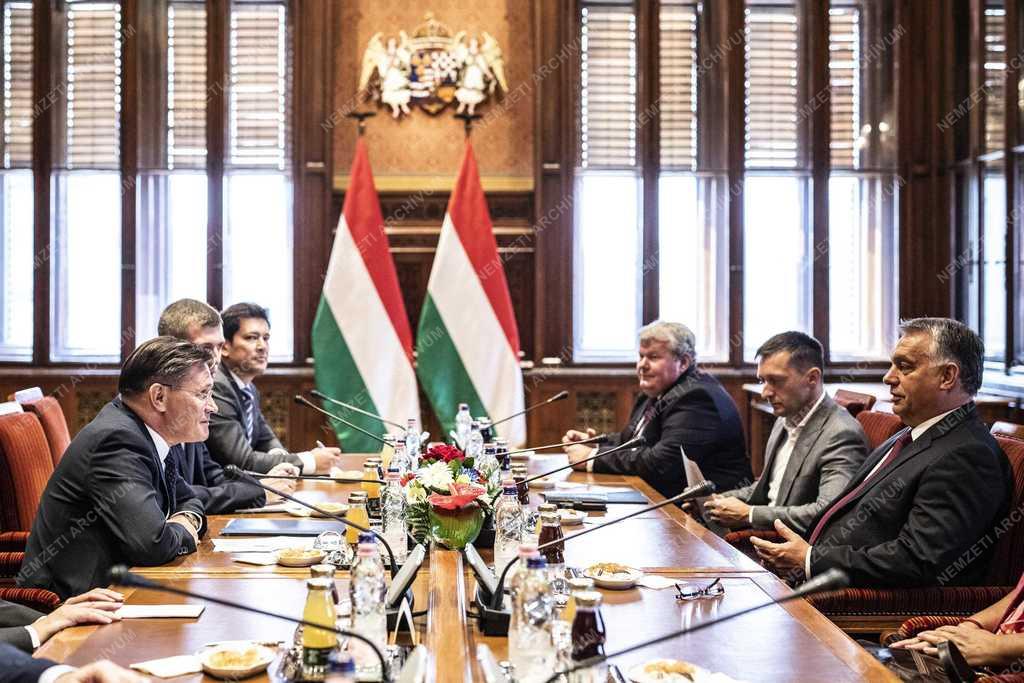Orbán Viktor a Roszatom vezérigazgatójával tárgyalt