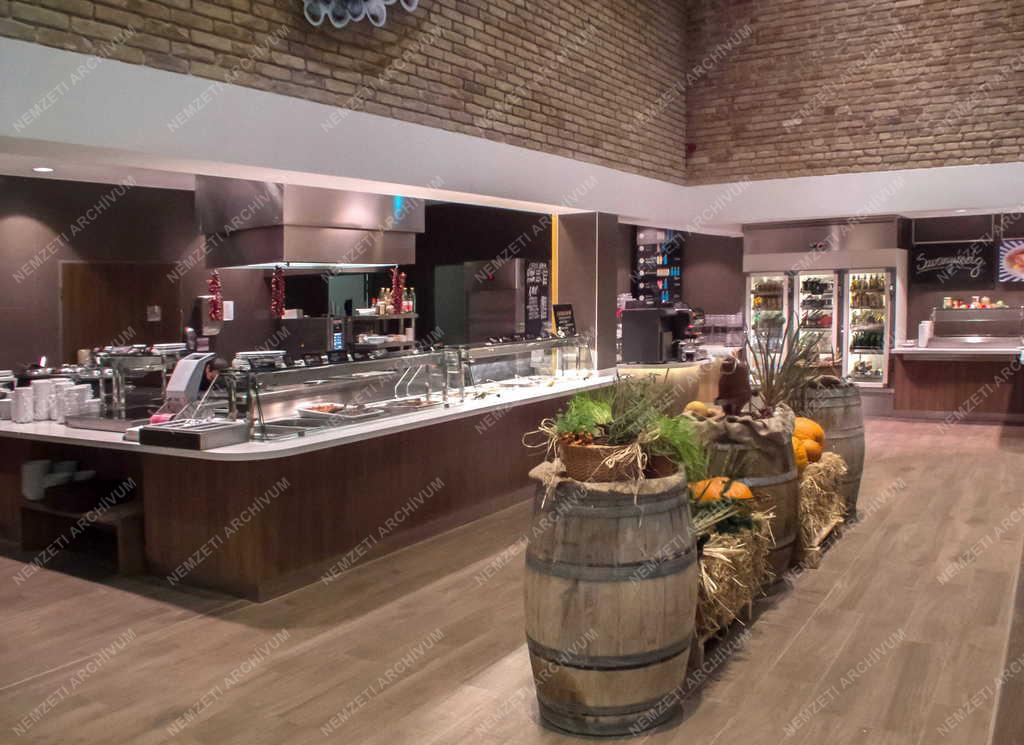 Vendéglátás - Budapest - A CBA Príma - Corso Gourmet étterme