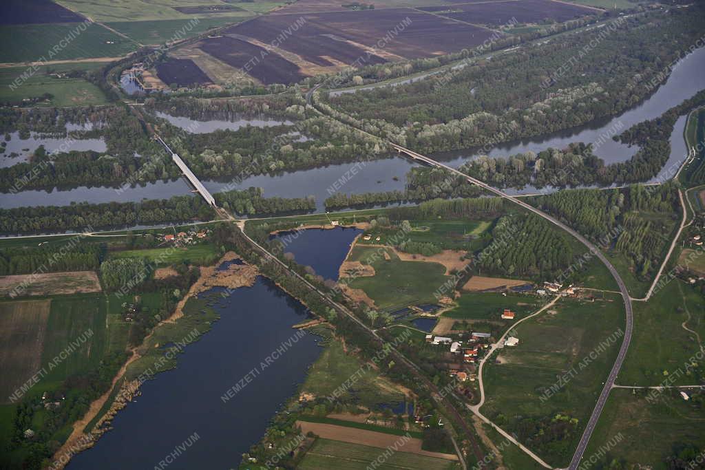 Árvíz - Csongrád - Az áradó Tisza Csongrádnál