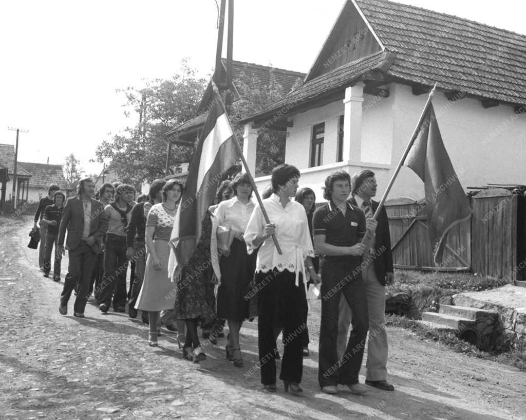 Belpolitika - Országgyűlési és tanácsi választások