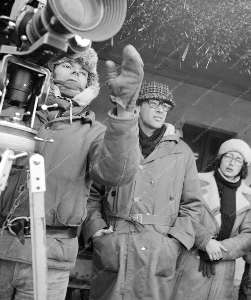 Kultúra - Film - Talpuk alatt fütyül a szél