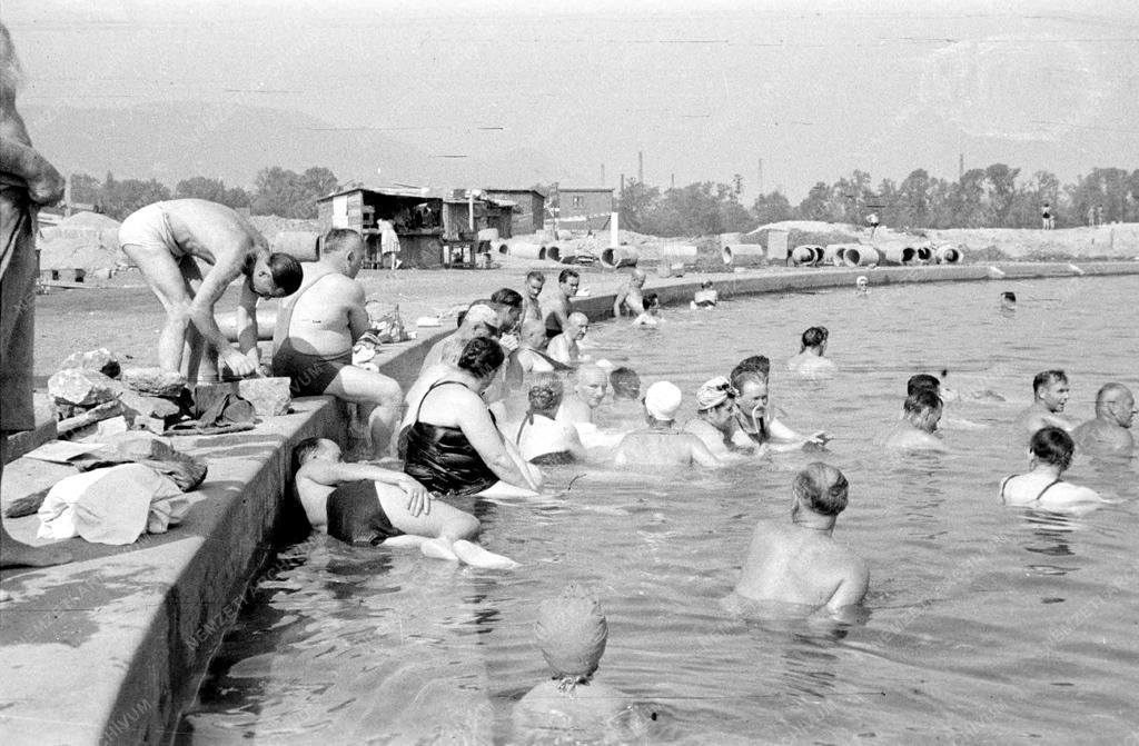 Szabadidő - Dagály strandfürdő