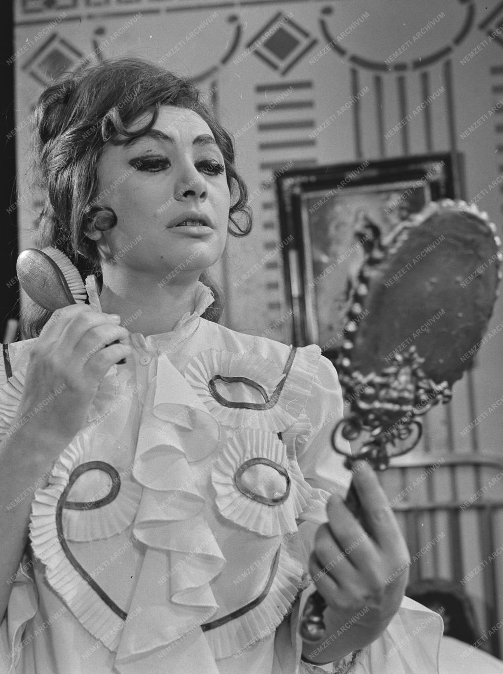 Kultúra - Katona József Színház - Luigi Pirandello: Az ember, az állat és az erény