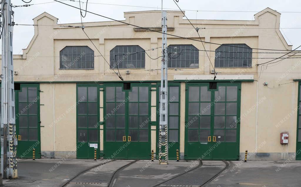 Közlekedés - Budapest - Kelenföldi villamos kocsiszín
