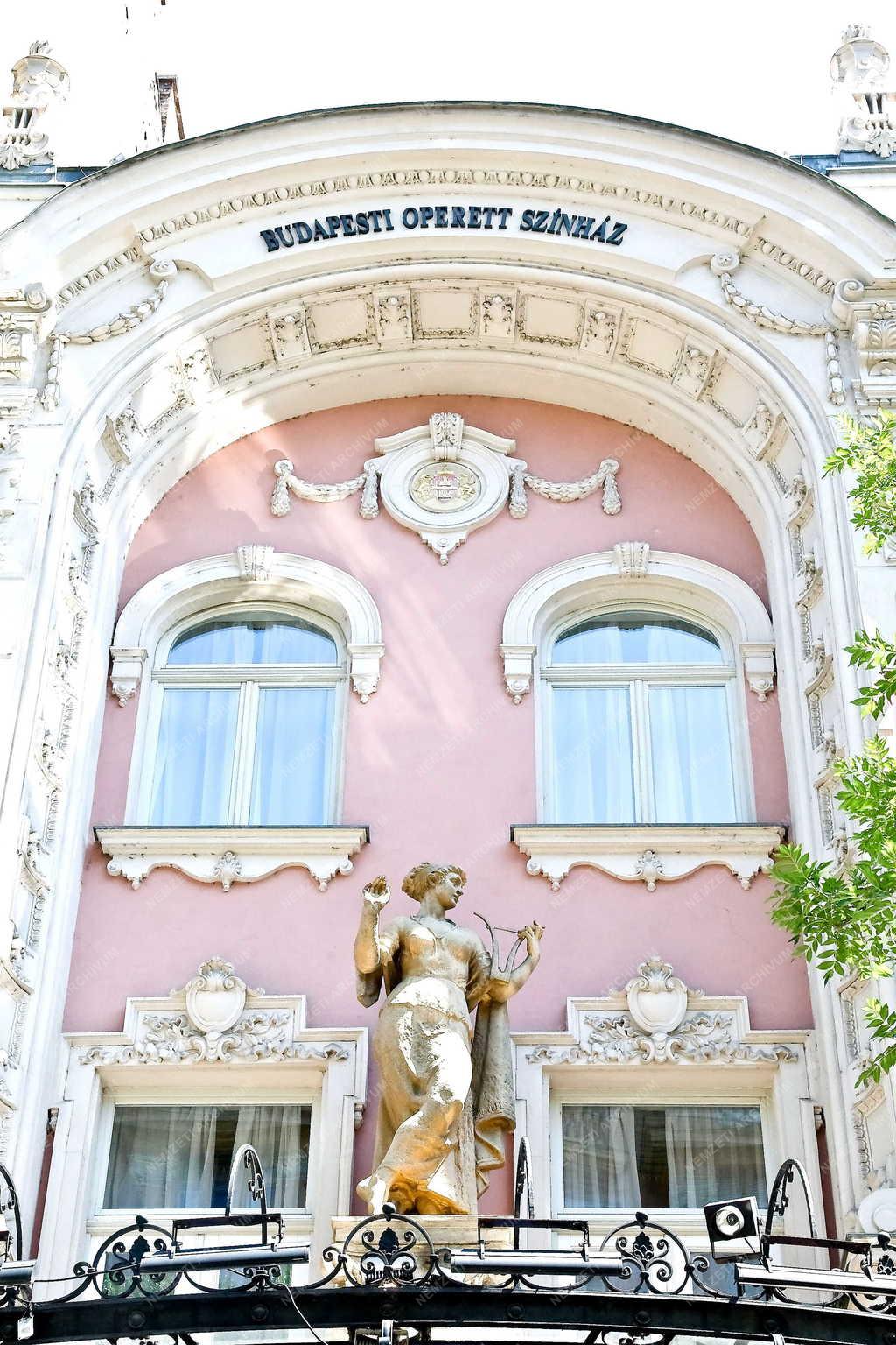 Épület - Színház - Budapest - Az Operettszínház épülete