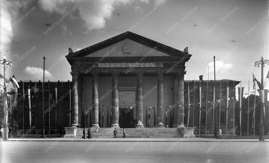 Kiállítás - Ötéves terv kiállítás